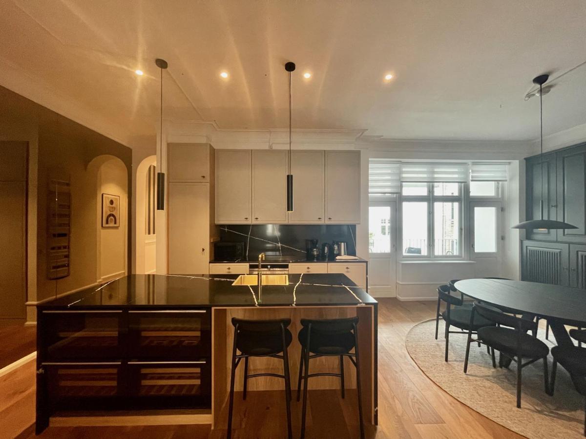 Beautiful 3 Bedroom Flat Next To The Marble Church Kopenhagen Exterior foto